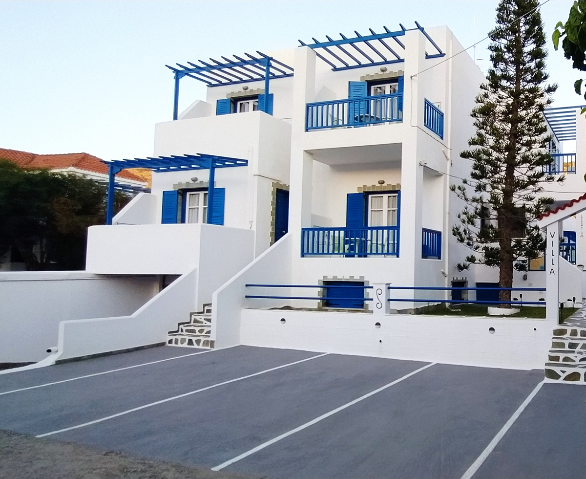 Studios in Andros